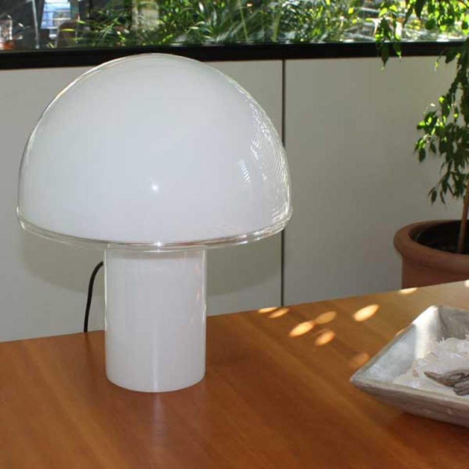 Onfale medium tafellamp