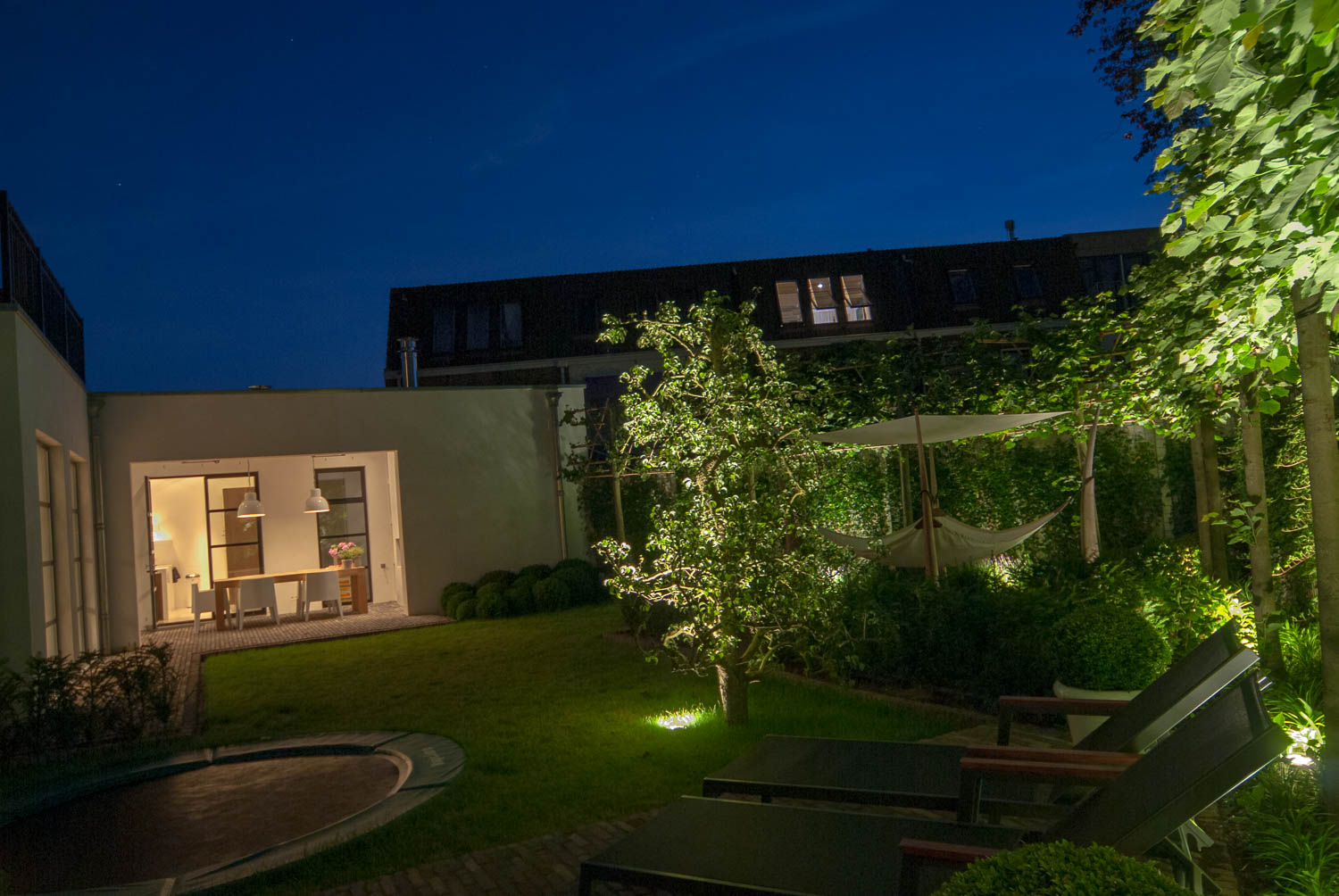 Hoogspoor licht project woonhuis Breda Ginnike